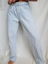 Load image into Gallery viewer, 501 LEVI'S pants (W33 L32)