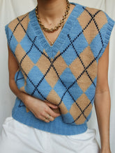 Load image into Gallery viewer, "jane " sleeveless knitted jumper