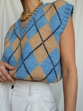 Load image into Gallery viewer, "jane " sleeveless knitted jumper