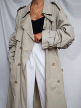 Load image into Gallery viewer, HUGO BOSS trench coat (M/L men)
