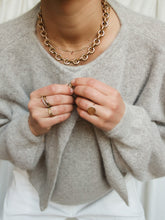 Load image into Gallery viewer, "Elena" knitted jumper