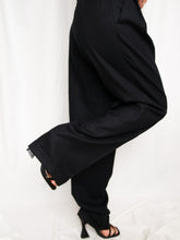 Load image into Gallery viewer, "Black" suits pants (40)