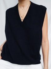 Load image into Gallery viewer, "Giulia" cashmere sleeveless jumper