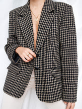 Load image into Gallery viewer, "Lara" houndstooth blazer (M/L)