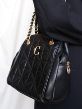Load image into Gallery viewer, Black quilted bag