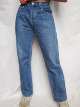 Load image into Gallery viewer, LEVI'S 501 pants (W32)