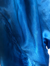 Load image into Gallery viewer, "Singapore" silk kimono - lallasshop