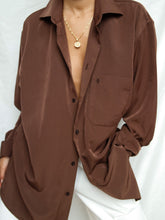 Load image into Gallery viewer, "Finland" brown shirt (L)
