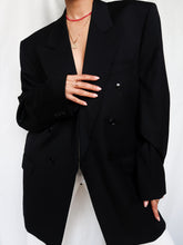 Load image into Gallery viewer, &quot;swan&quot; wool blazer
