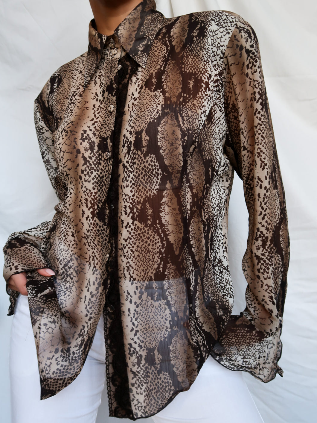 « sneaky » vintage shirt