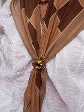 Load image into Gallery viewer, « Gaby » ring scarf
