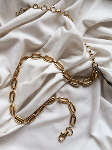 "Grain de café" chain belt