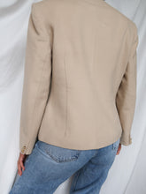 Load image into Gallery viewer, « Coco » tailored vest
