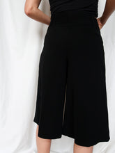 Load image into Gallery viewer, CAROLL bermuda shorts
