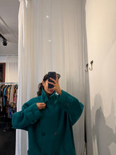 Load image into Gallery viewer, WEINBERG VINTAGE COAT

