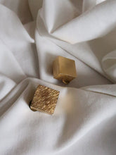 Load image into Gallery viewer, “Ice Cube” vintage earrings

