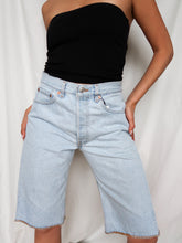 Load image into Gallery viewer, LEVI’S denim shorts
