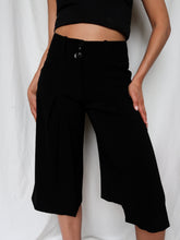 Load image into Gallery viewer, CAROLL bermuda shorts
