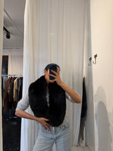 Load image into Gallery viewer, Vintage BLACK FOX COLLAR
