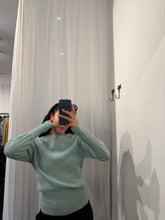 Load image into Gallery viewer, PURE VIRGIN WOOL KNIT
