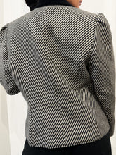 Load image into Gallery viewer, “Alma” Vintage wool blazer
