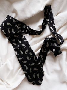 HUGO BOSS silk tie