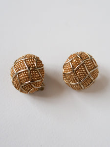 “Nour” vintage clip on