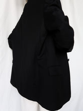 Load image into Gallery viewer, &quot;swan&quot; wool blazer
