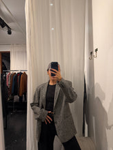 Load image into Gallery viewer, HENRI MOLINIER WOOL BLAZER
