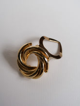 Load image into Gallery viewer, « Gaby » ring scarf
