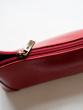 Load image into Gallery viewer, &quot;Red flag&quot; leather bag
