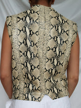 Load image into Gallery viewer, NOUCHKA leather vest
