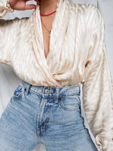 Load image into Gallery viewer, &quot;ivory&quot; silk blouse
