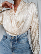 Load image into Gallery viewer, &quot;ivory&quot; silk blouse
