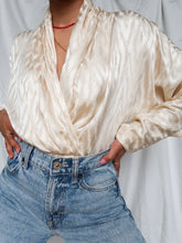 Load image into Gallery viewer, &quot;ivory&quot; silk blouse
