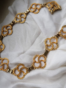 "Magnolia" chain belt