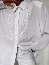 Load image into Gallery viewer, &quot;Gabrielle&quot; vintage shirt
