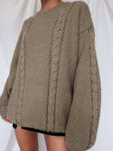 Load image into Gallery viewer, &quot;Olive&quot; knitted jumper
