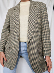 "Lady" houndstooth blazer