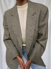 Load image into Gallery viewer, &quot;Lady&quot; houndstooth blazer
