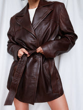 Load image into Gallery viewer, &quot;Hot chocolate » leather jacket
