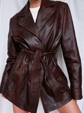 Load image into Gallery viewer, &quot;Hot chocolate » leather jacket
