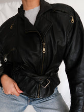 Load image into Gallery viewer, Bombers leather jacket
