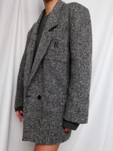 Load image into Gallery viewer, &quot;Raya&quot; wool blazer
