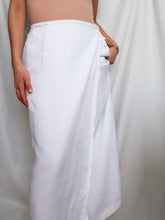 Load image into Gallery viewer, &quot;Mia&quot; linen skirt
