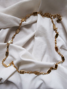 "Alma" chain belt