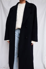 Load image into Gallery viewer, &quot;Irina&quot; navy blazer

