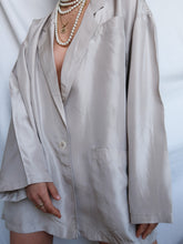 Load image into Gallery viewer, &quot;Ivory&quot; silk blazer
