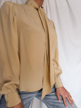 Load image into Gallery viewer, &quot;Sand&quot; silk shirt
