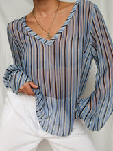 Load image into Gallery viewer, SPORTMAX silk shirt
